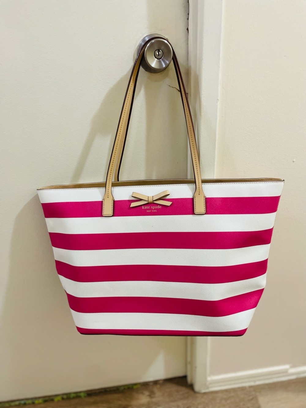 kate spade hot  Eden Street pink stripe Margarata Tote